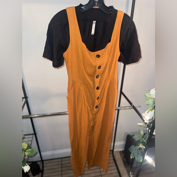 Romper with black blouse - Picture 4 of 4